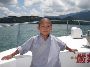 我校学员赵一龙随少林寺武僧团出访台湾